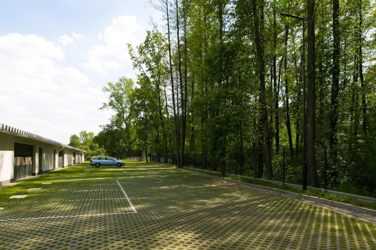 Tree&Lake Apartament Warszawa Zabki Exterior foto